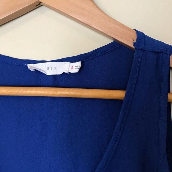 Lush Small Cold shoulder Ruffle Tee Blue - Picture 4 of 7